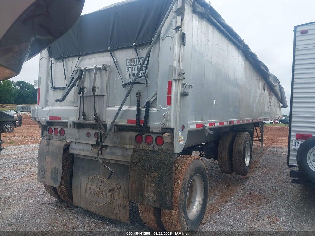 5MADN3928BC020564 2011 MAC TRAILER MFG END DUMP photo no. 4