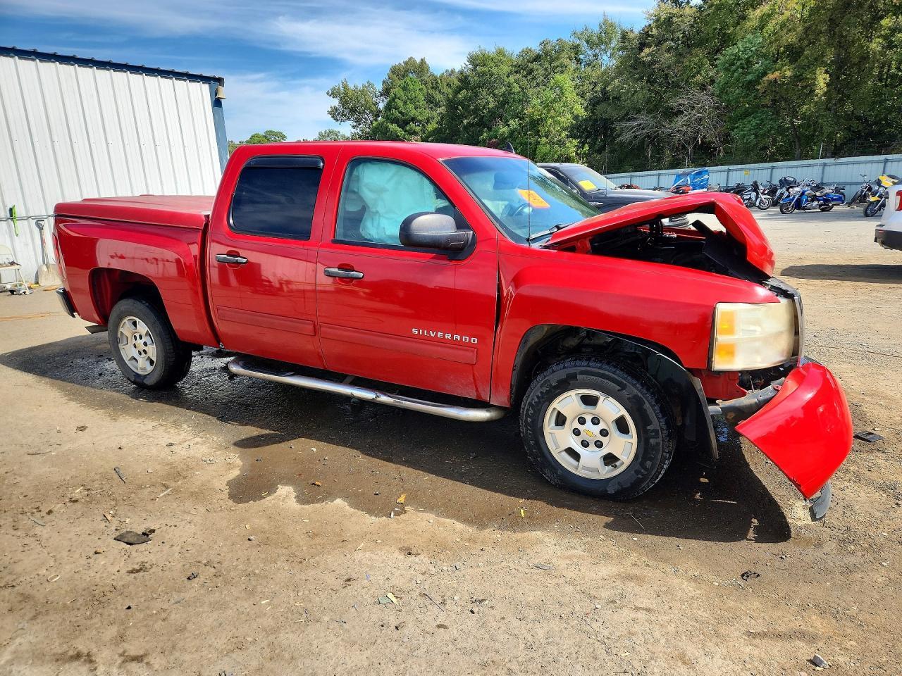 2010 CHEVROLET SILVERADO C1500 LT — Фото 4 из 12