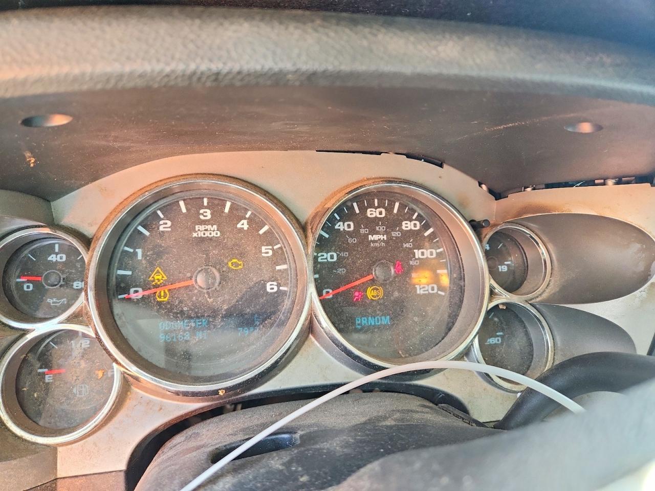 2010 CHEVROLET SILVERADO C1500 LT — Фото 9 из 12
