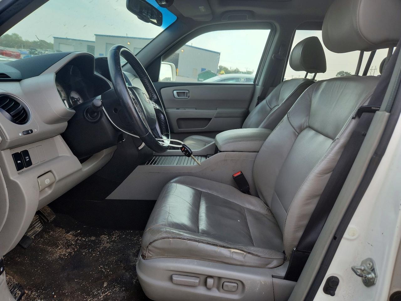 2011 HONDA PILOT TOURING — Фото 7 из 13