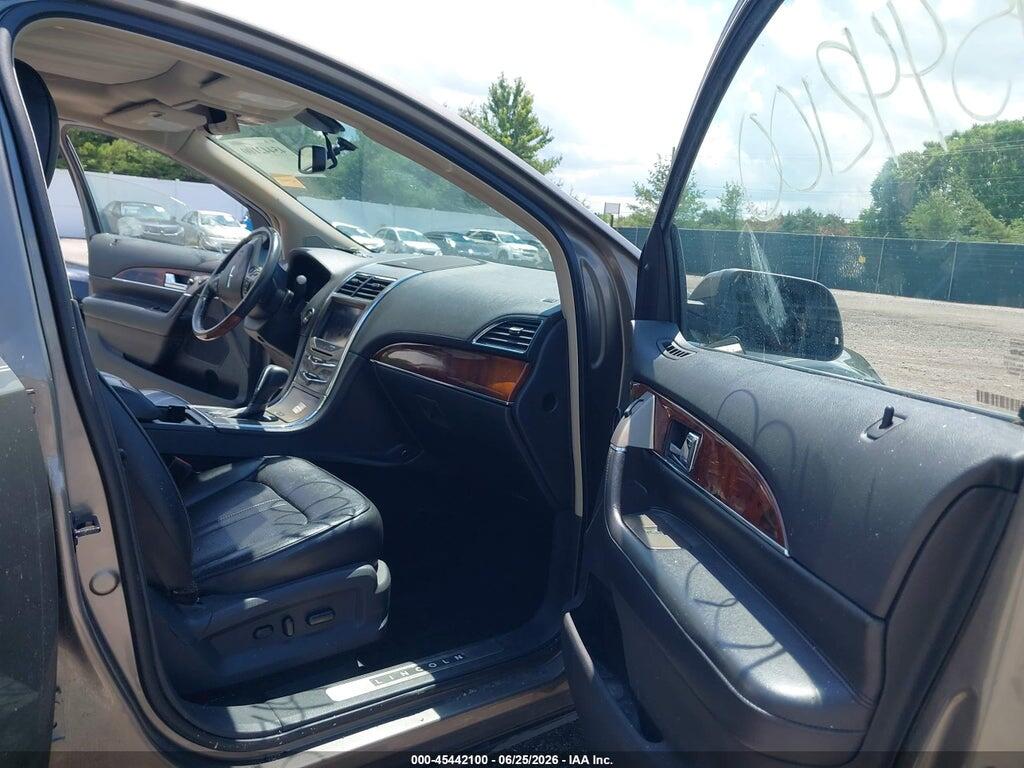 2LMDJ8JKXCBL09121 2012 LINCOLN MKX photo no. 5