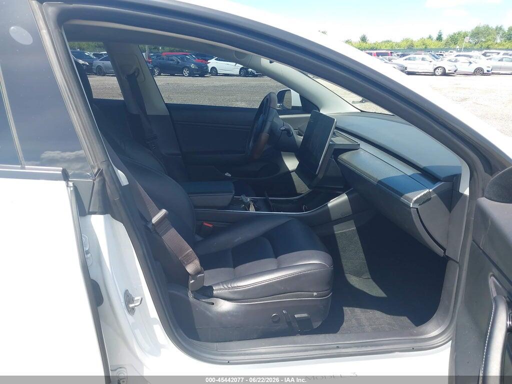 5YJ3E1EB7JF115454 2018 TESLA MODEL 3 photo no. 5