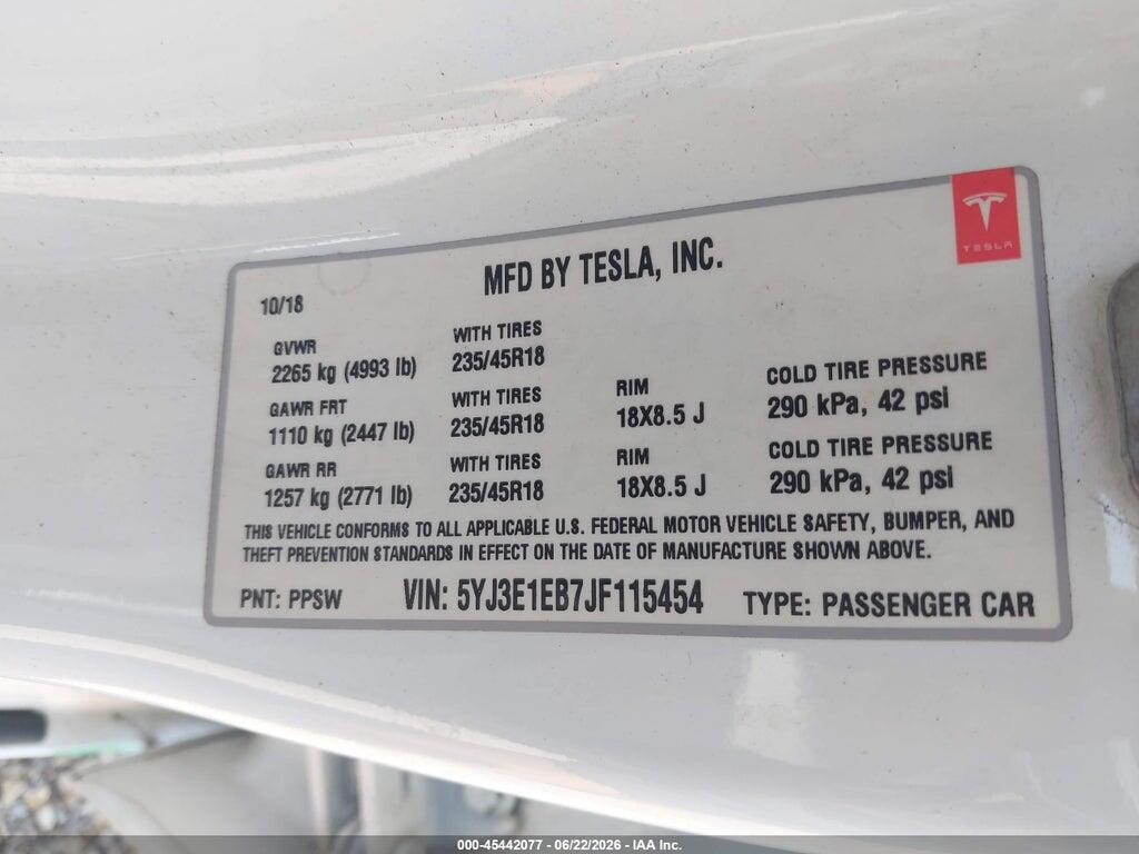 5YJ3E1EB7JF115454 2018 TESLA MODEL 3 photo no. 9