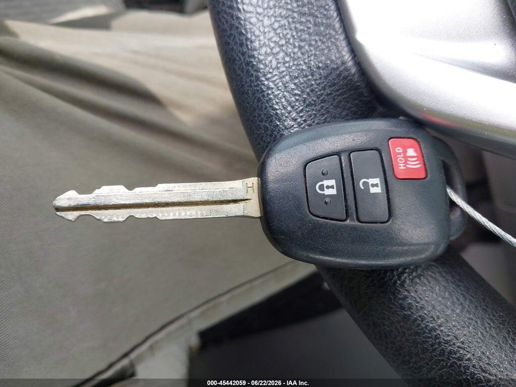 5TDZKRFH4ES025572 2014 TOYOTA HIGHLANDER photo no. 11