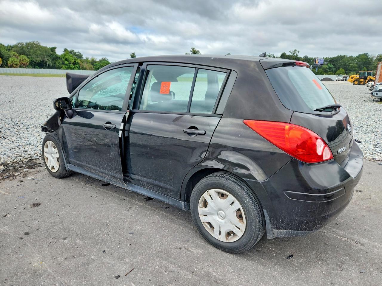 2012 NISSAN VERSA 1.8 S — Фото 2 из 12