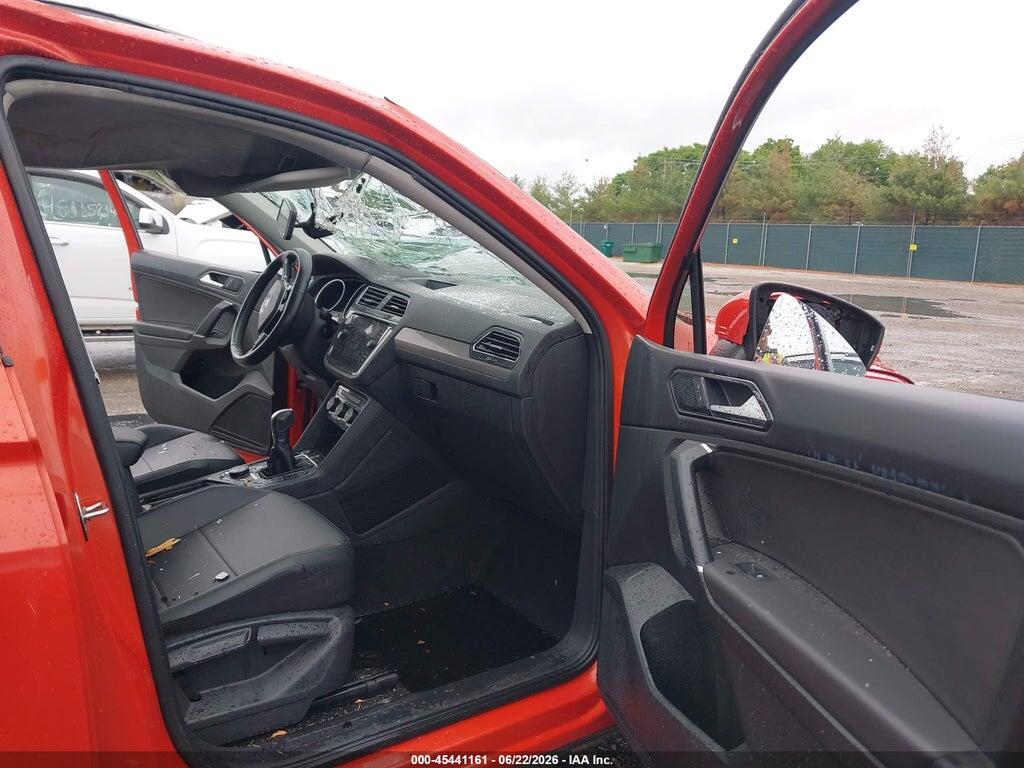 3VV2B7AX4JM167873 2018 VOLKSWAGEN TIGUAN photo no. 5