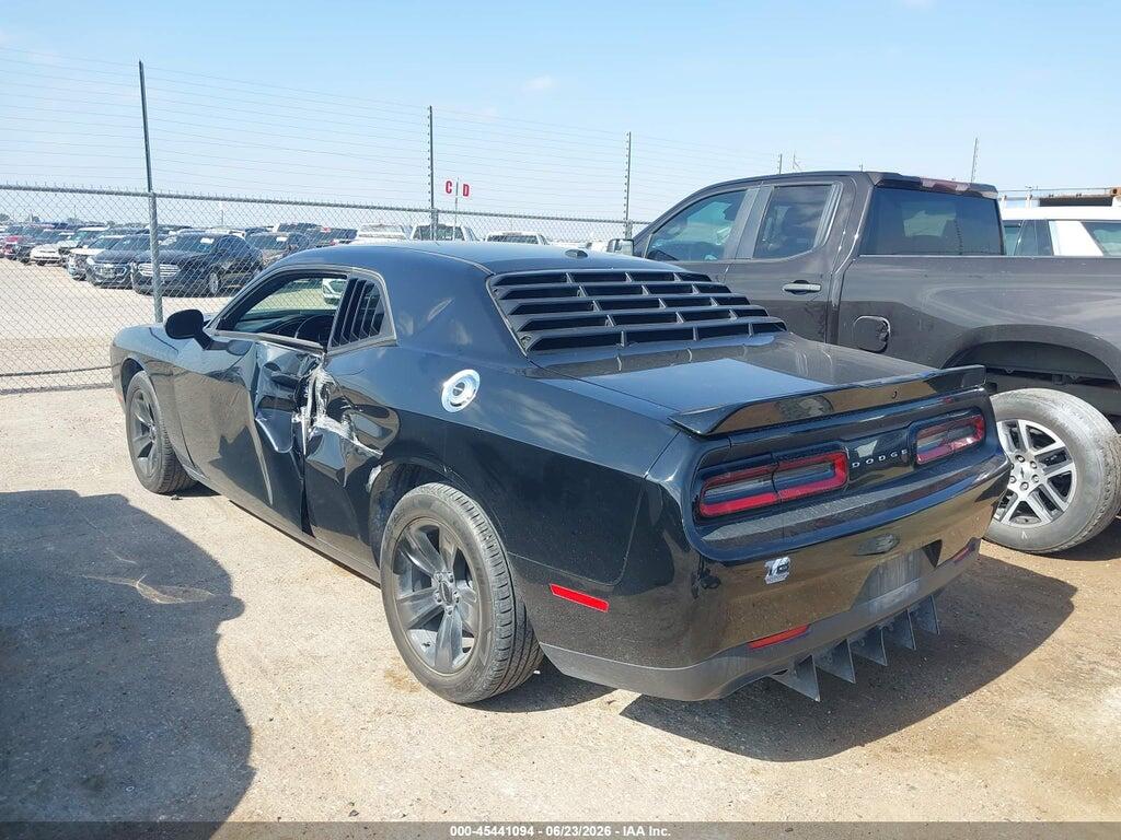 2C3CDZAG3JH245636 2018 DODGE CHALLENGER photo no. 3