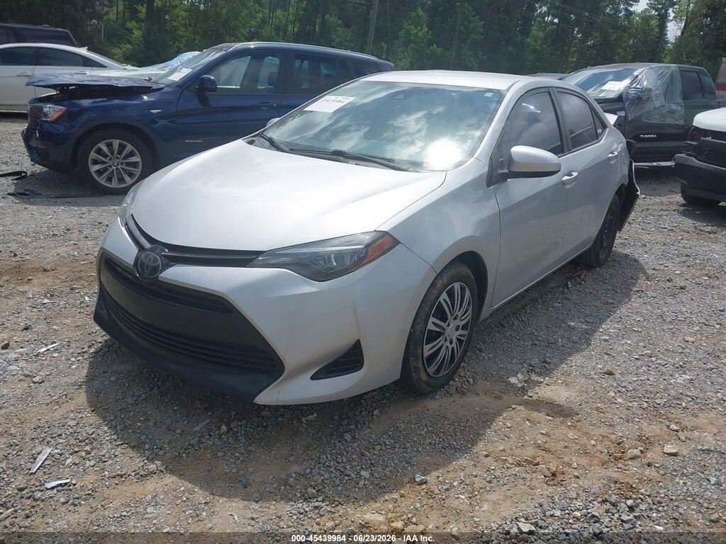 5YFBURHE5JP791053 2018 TOYOTA COROLLA photo no. 2