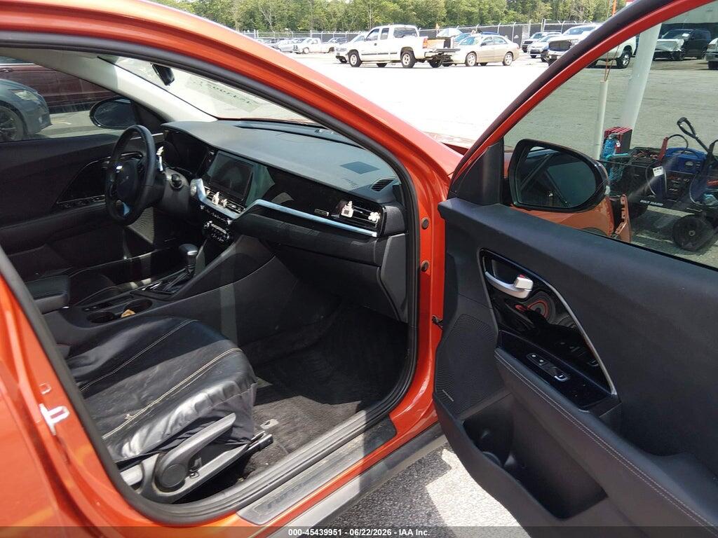KNDCC3LC9N5502107 2022 KIA NIRO photo no. 5