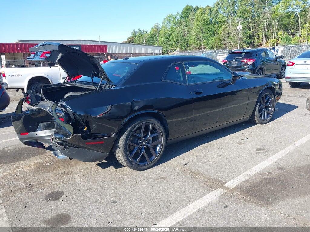 2C3CDZBT4PH669525 2023 DODGE CHALLENGER photo no. 4