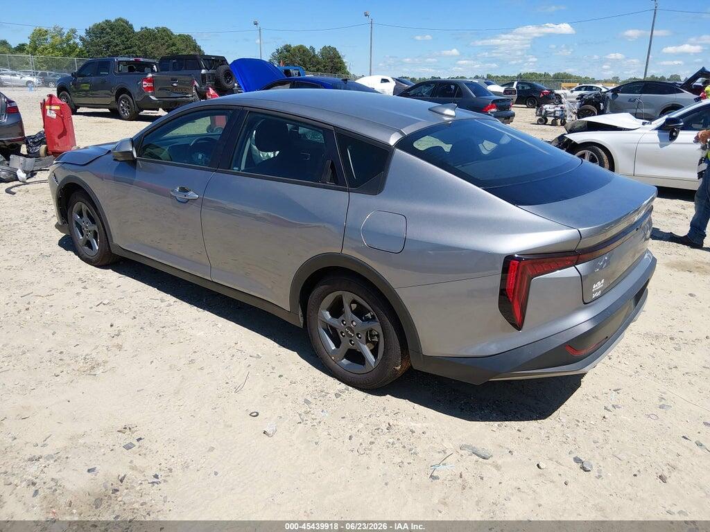 3KPFT4DE5SE177541 2025 KIA K4 photo no. 3