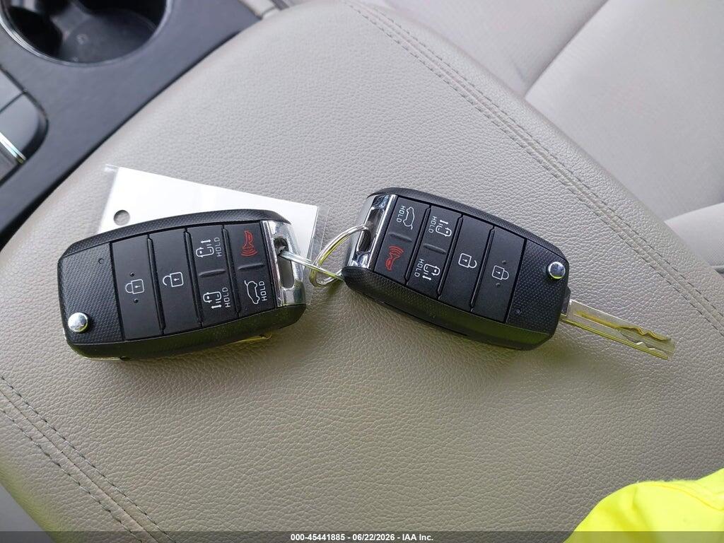 KNDMB5C18L6610355 2020 KIA SEDONA photo no. 11