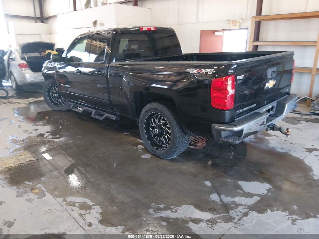 2GCVKPEC3K1146797 2019 CHEVROLET SILVERADO 1500 LD photo no. 3