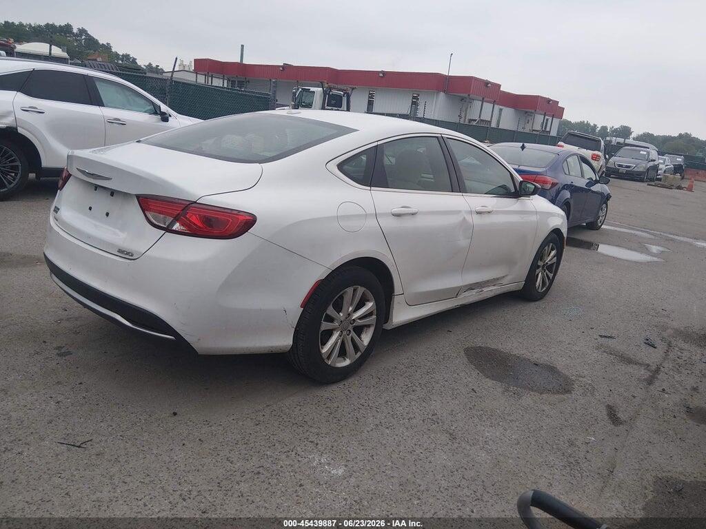 1C3CCCAB7FN695972 2015 CHRYSLER 200 photo no. 4