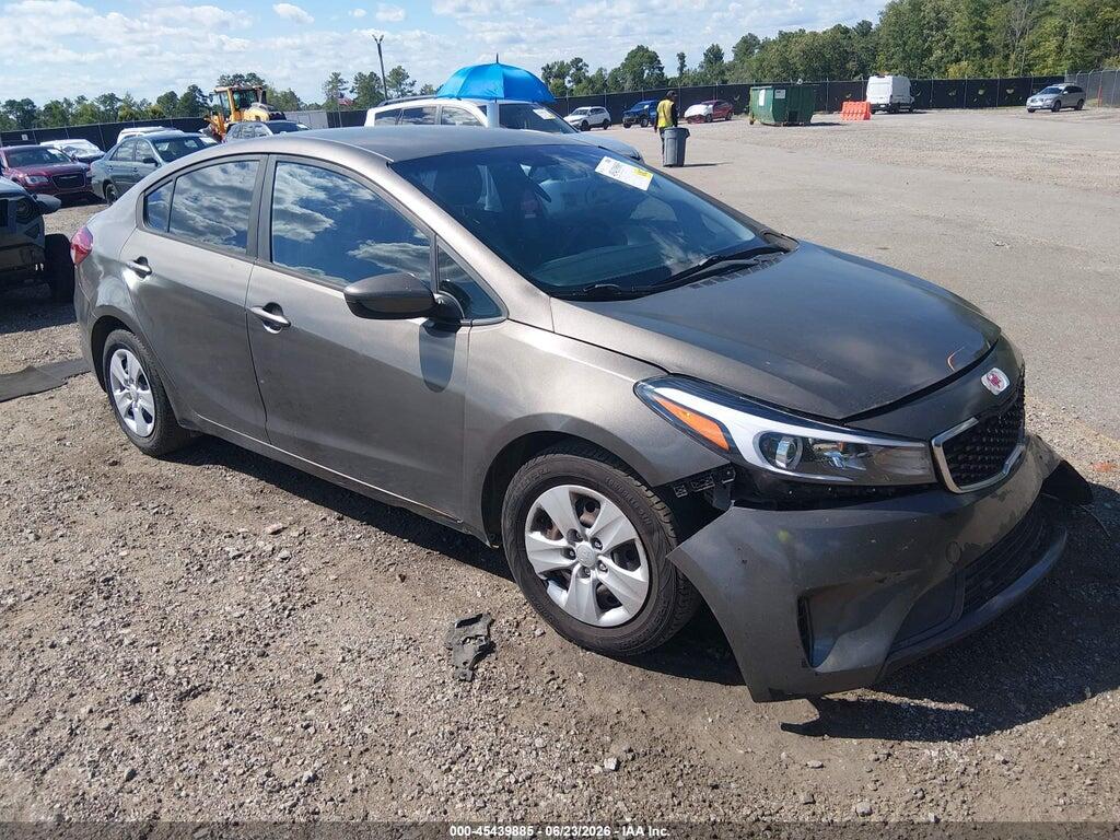 3KPFK4A75HE064996 2017 KIA FORTE photo no. 1