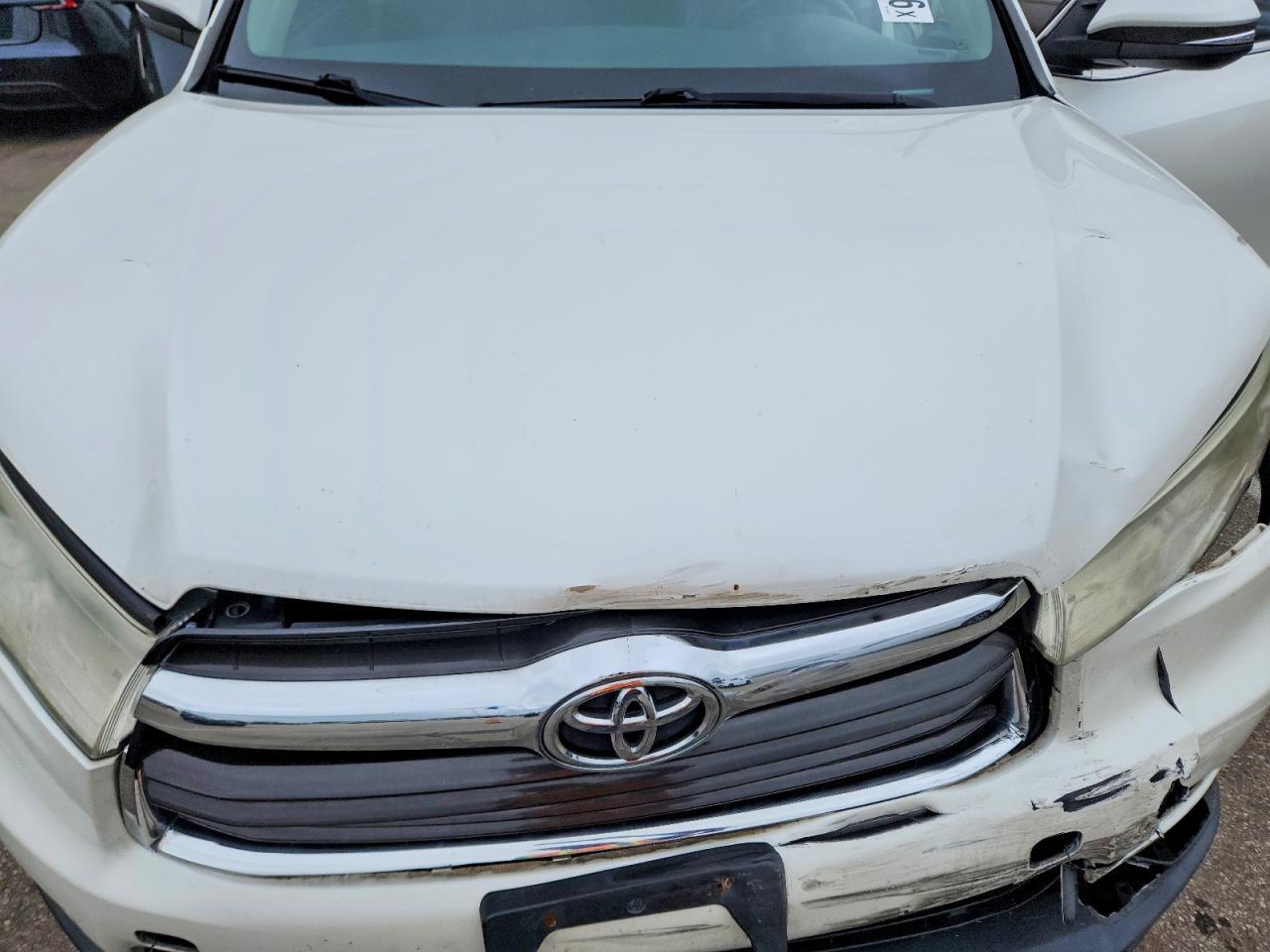 2014 TOYOTA HIGHLANDER XLE — Фото 12 из 13