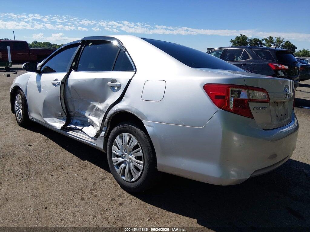 4T1BF1FK5EU452429 2014 TOYOTA CAMRY photo no. 3