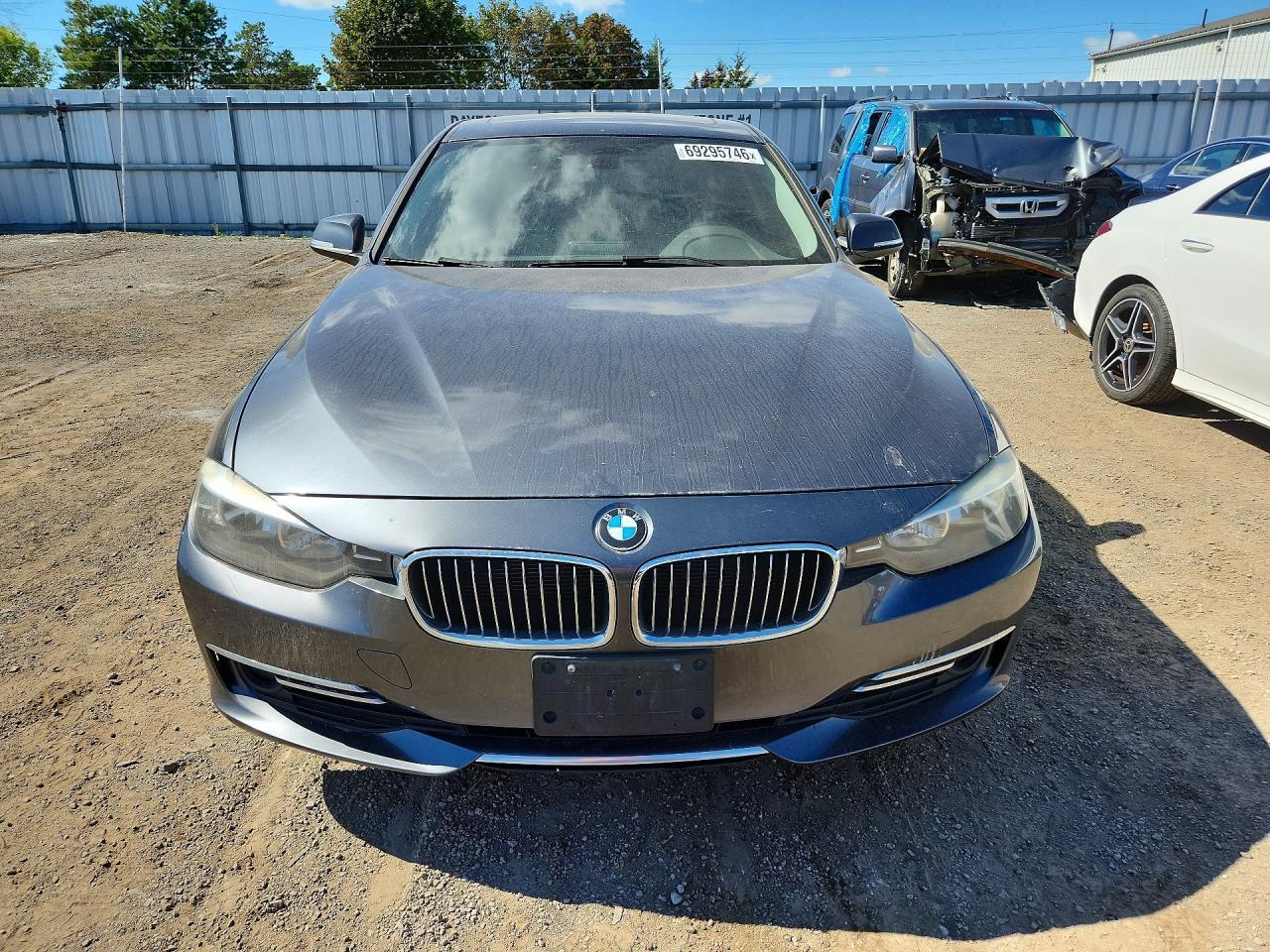 2015 BMW 320 I XDRIVE — Фото 5 из 12