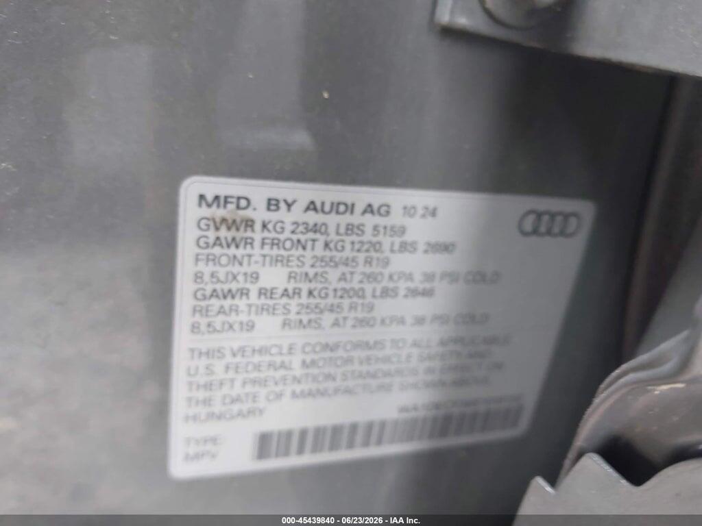 WA1DECF36S1019150 2025 AUDI Q3 photo no. 9