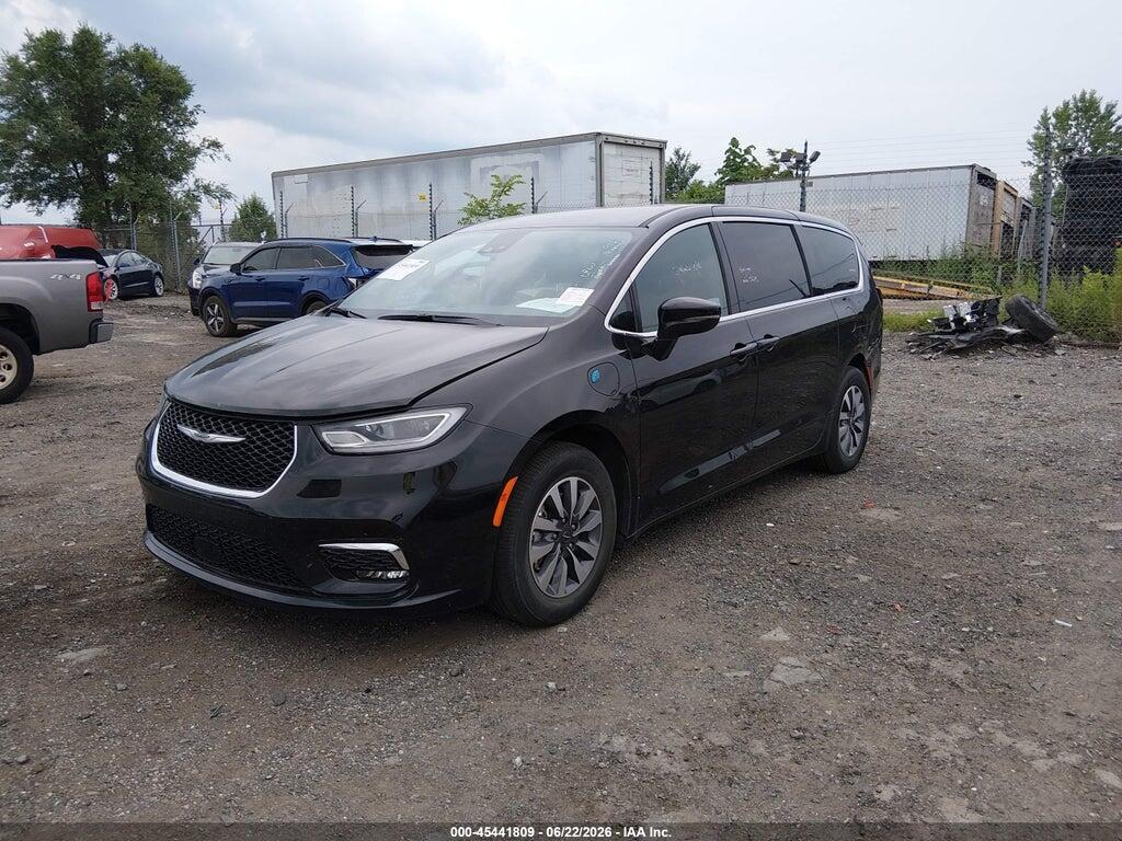 2C4RC1S71SR573786 2025 CHRYSLER PACIFICA HYBRID photo no. 2