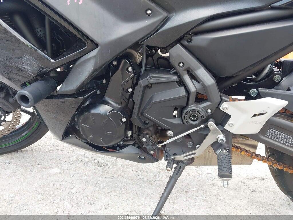 ML5EXER19SDAF9546 2025 KAWASAKI EX650 photo no. 9