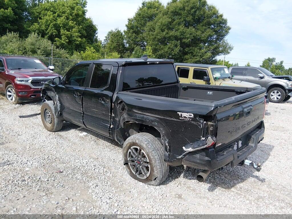 3TYKB5FN8RT010891 2024 TOYOTA TACOMA photo no. 3