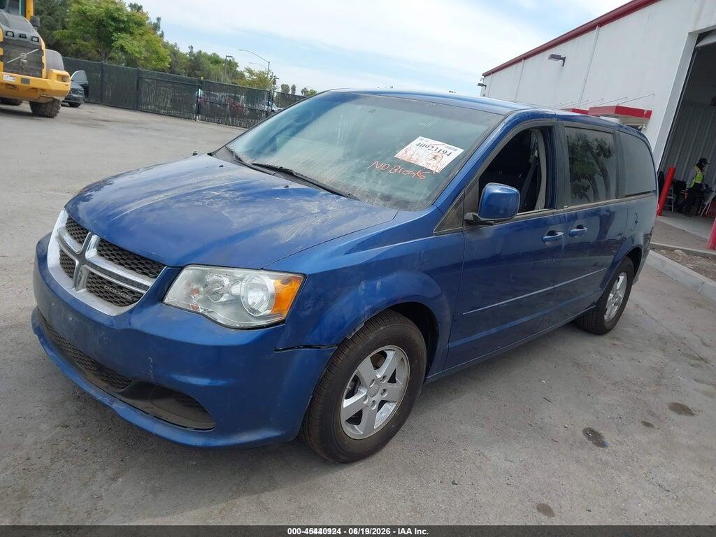2D4RN3DG4BR617351 2011 DODGE GRAND CARAVAN photo no. 2