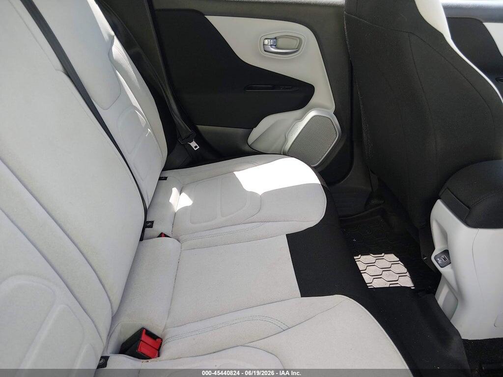ZACCJABB7JPH23872 2018 JEEP RENEGADE photo no. 8