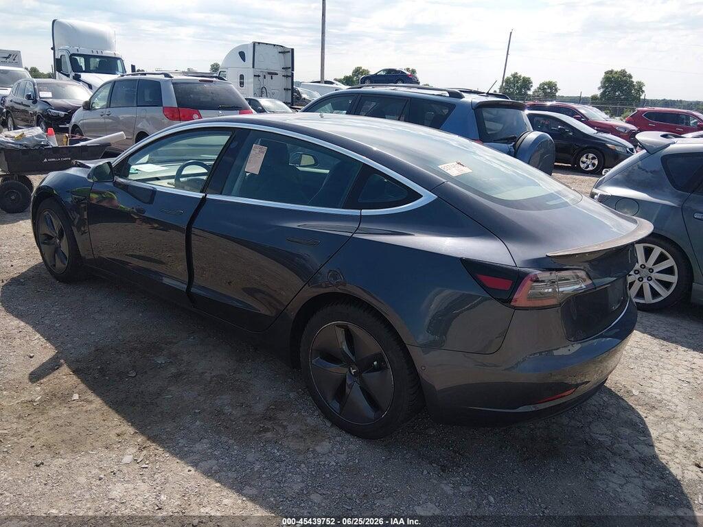 5YJ3E1EB8JF114085 2018 TESLA MODEL 3 photo no. 3
