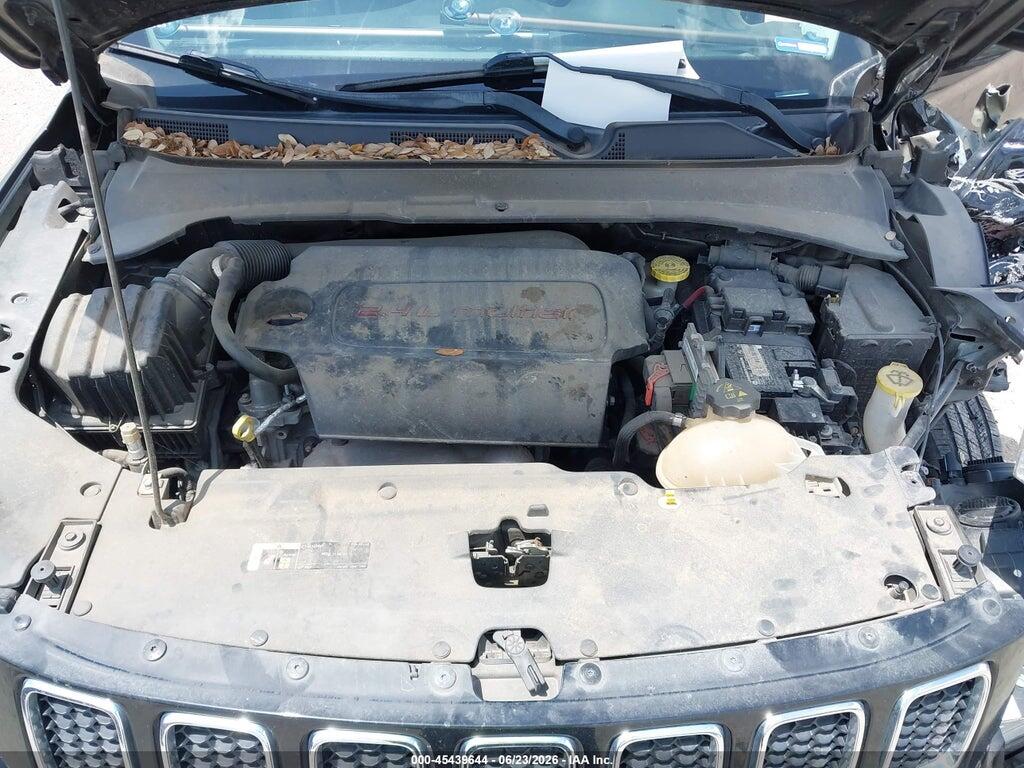 3C4NJDBB8JT222153 2018 JEEP COMPASS photo no. 10