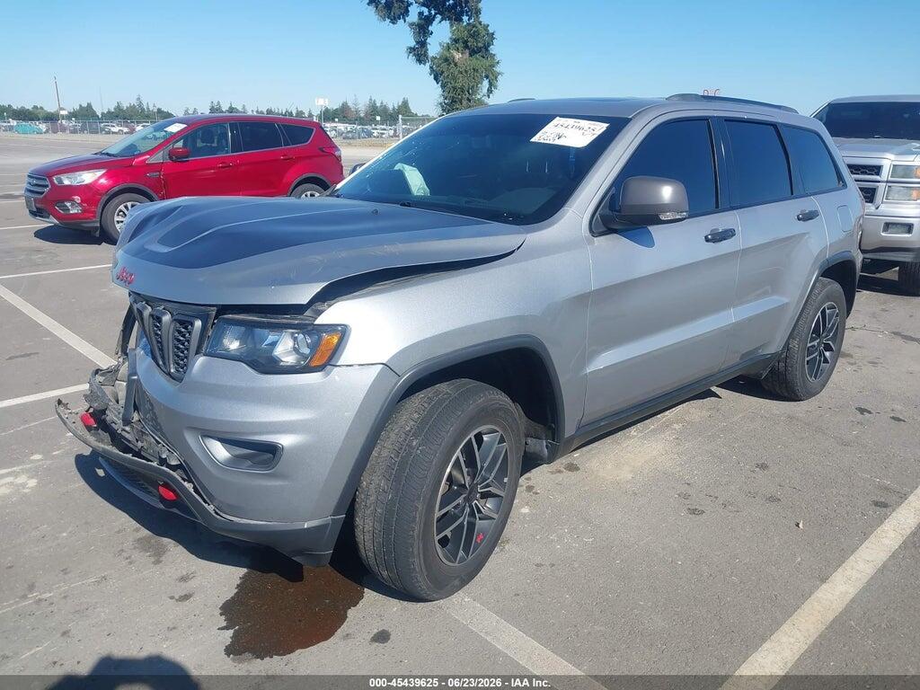 1C4RJFLG4LC288303 2020 JEEP GRAND CHEROKEE photo no. 2
