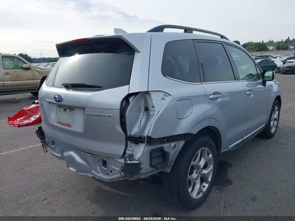 JF2SJAWC6HH467385 2017 SUBARU FORESTER photo no. 4