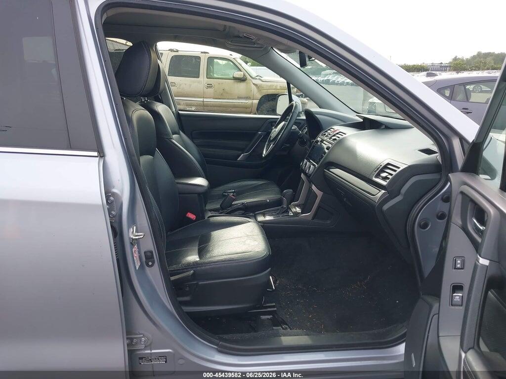 JF2SJAWC6HH467385 2017 SUBARU FORESTER photo no. 5