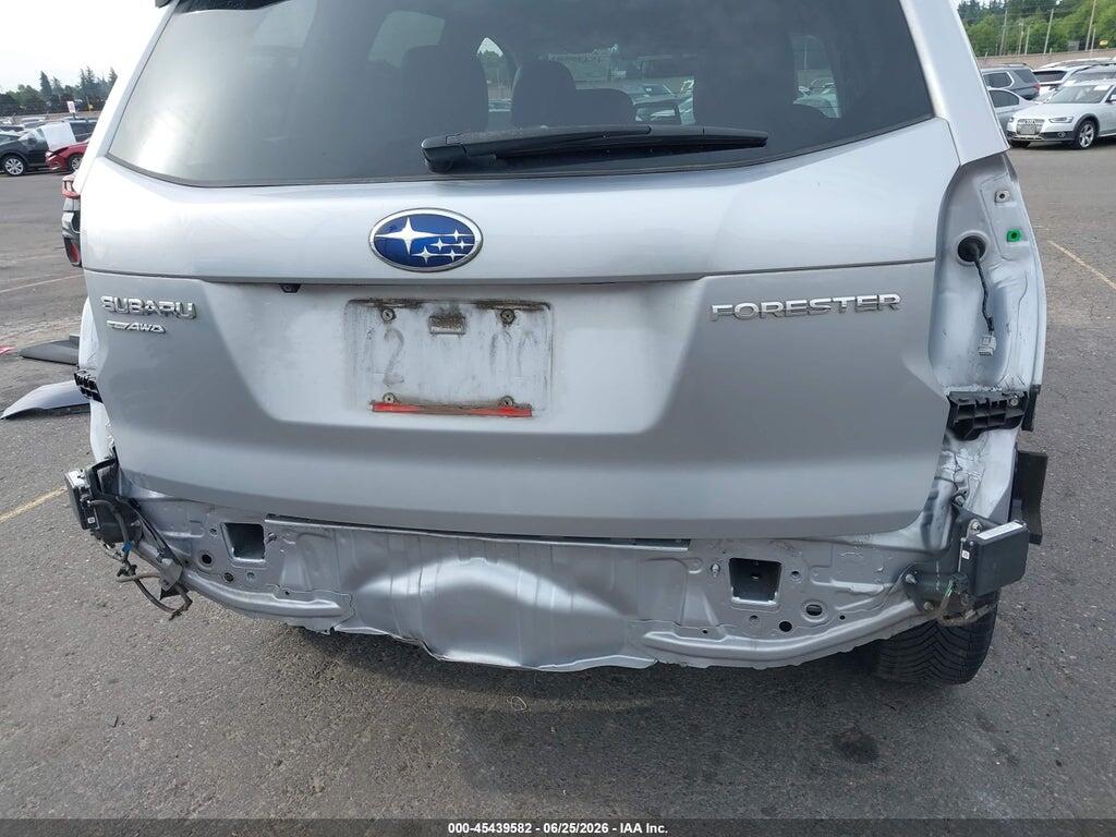 JF2SJAWC6HH467385 2017 SUBARU FORESTER photo no. 6