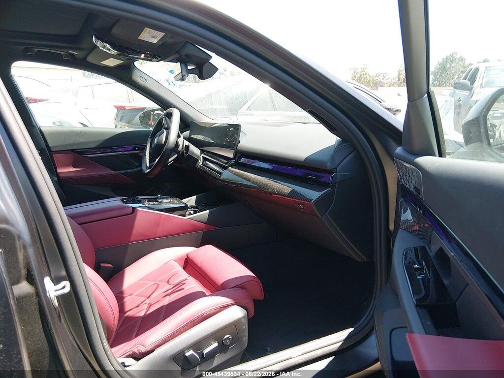 WBA63FJ07TCV77045 2026 BMW 540I photo no. 5