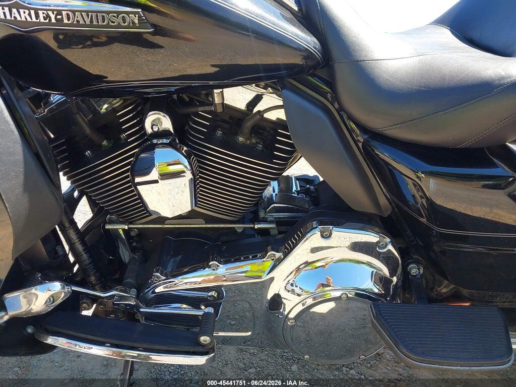 1HD1FCM30GB626444 2016 HARLEY-DAVIDSON FLHTCU photo no. 9