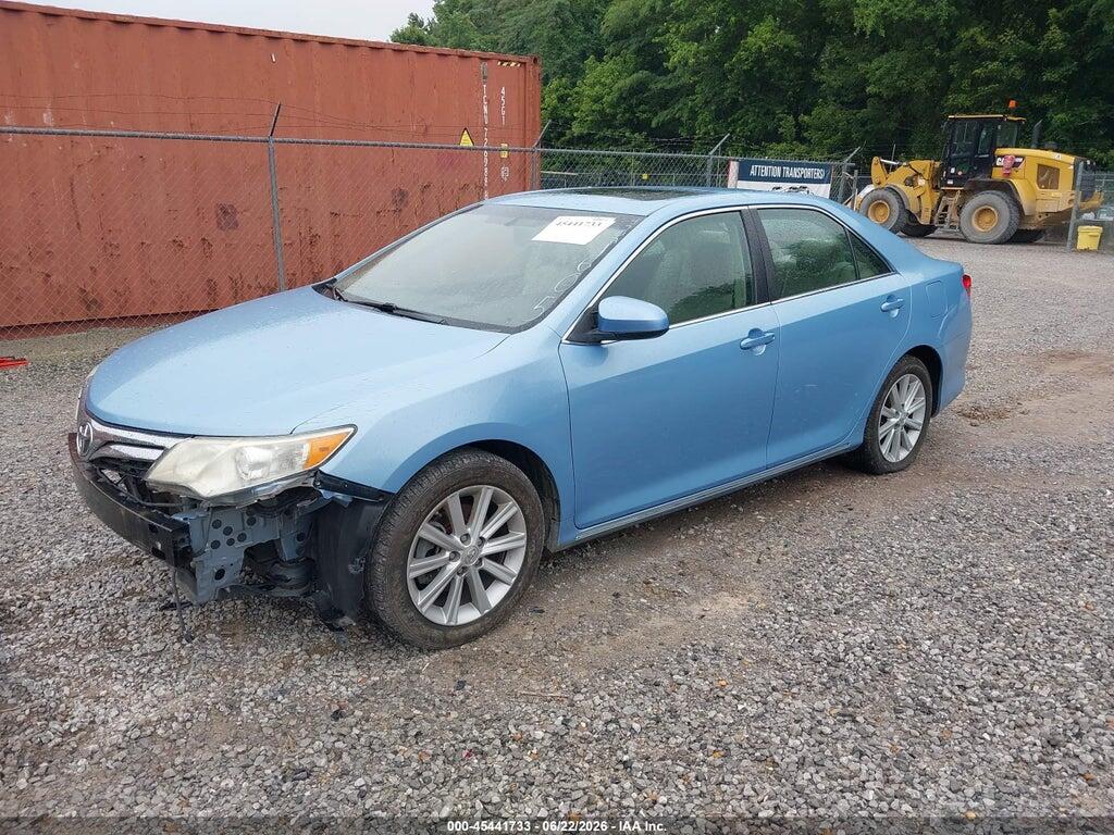 4T4BF1FK7ER337594 2014 TOYOTA CAMRY photo no. 2
