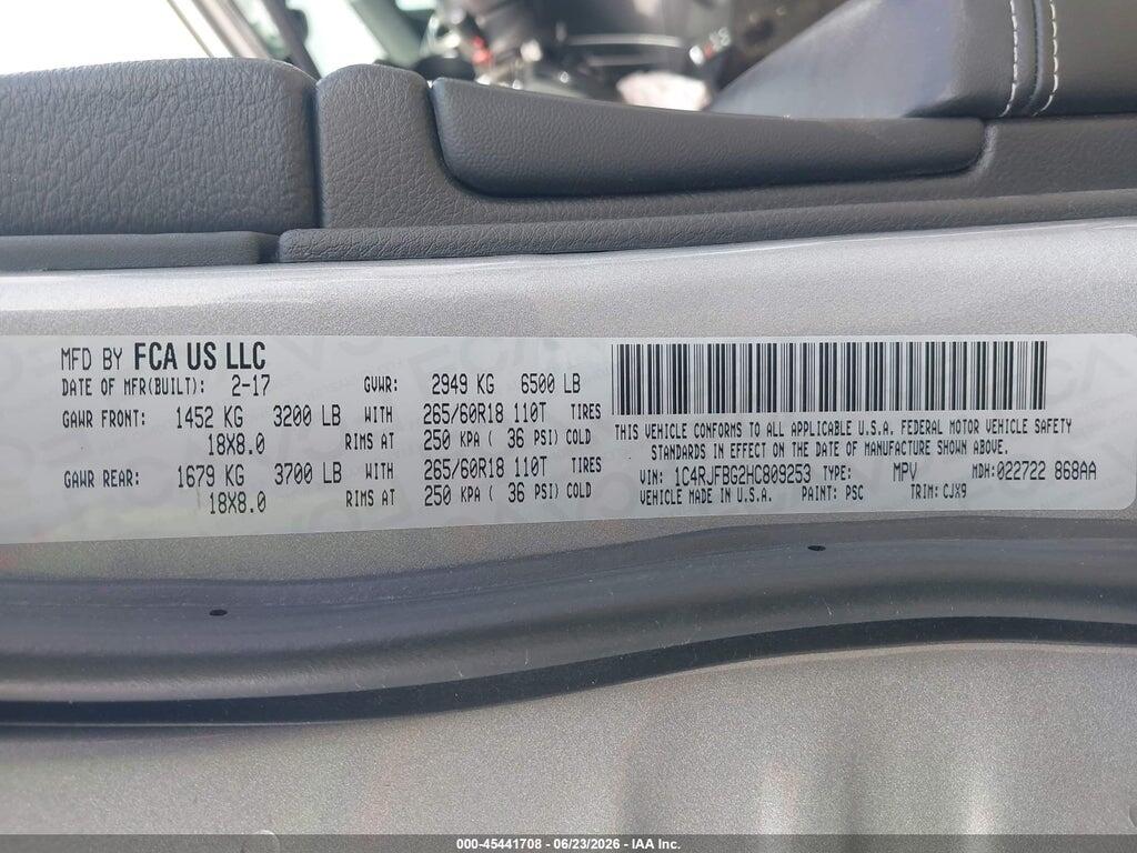 1C4RJFBG2HC809253 2017 JEEP GRAND CHEROKEE photo no. 9