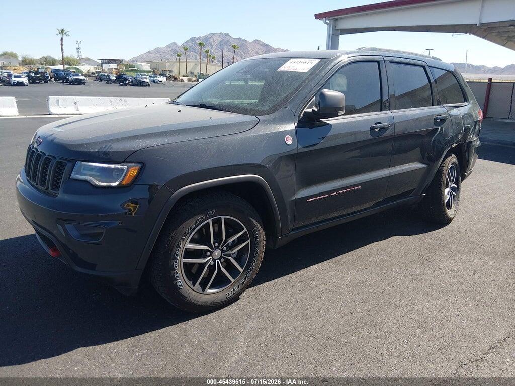 1C4RJFLT3JC309832 2018 JEEP GRAND CHEROKEE photo no. 2