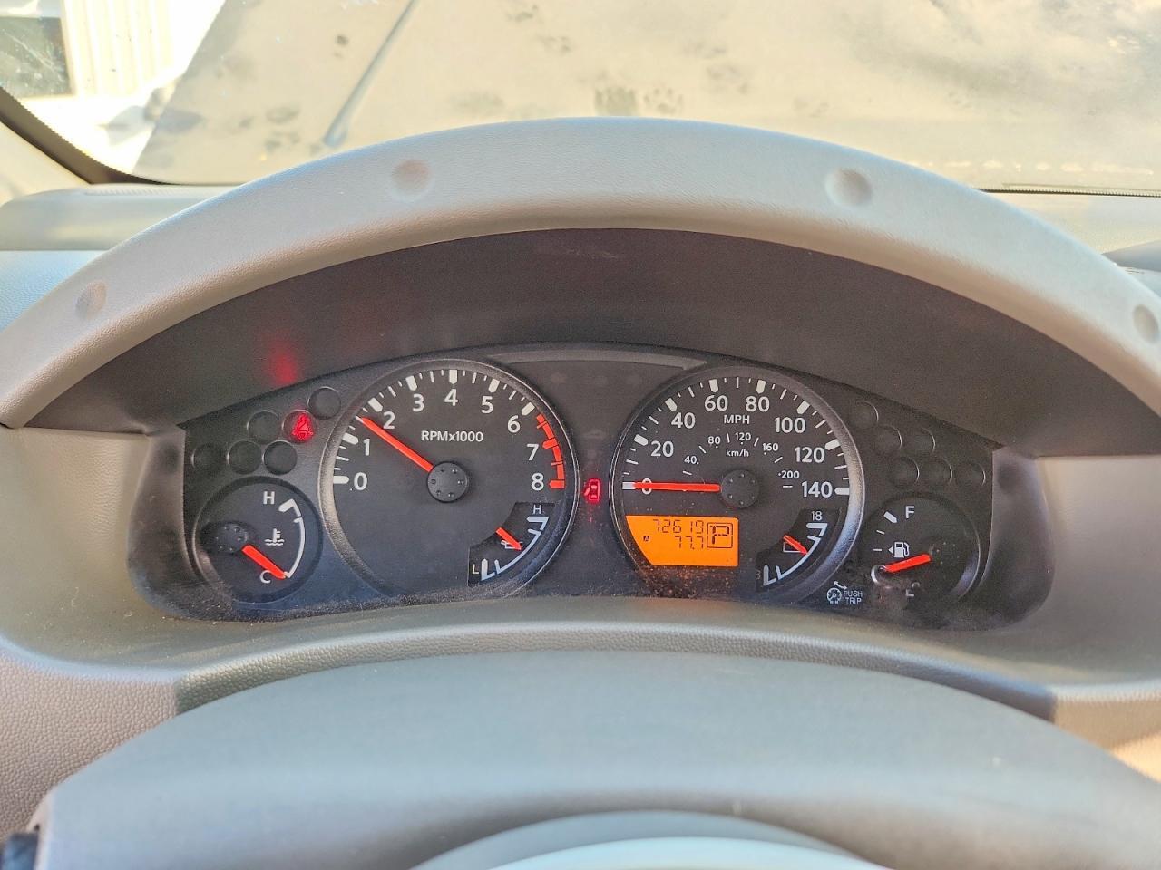 2017 NISSAN FRONTIER SV — Фото 9 из 12