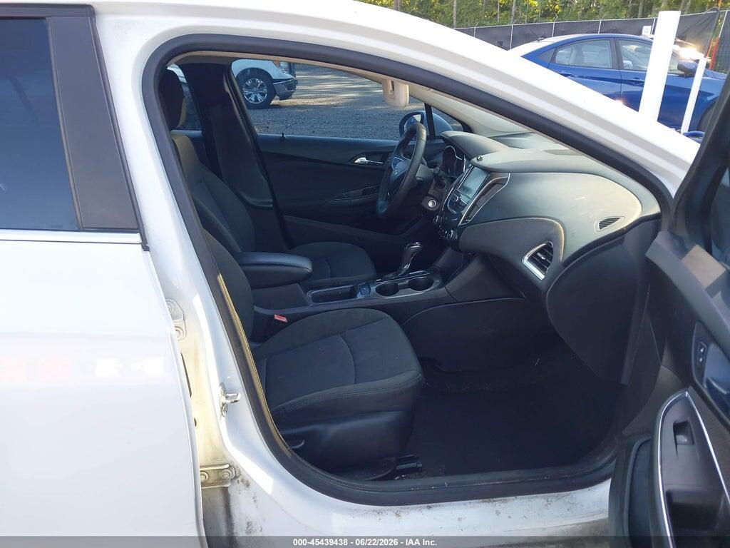 1G1BE5SM9H7226105 2017 CHEVROLET CRUZE photo no. 5