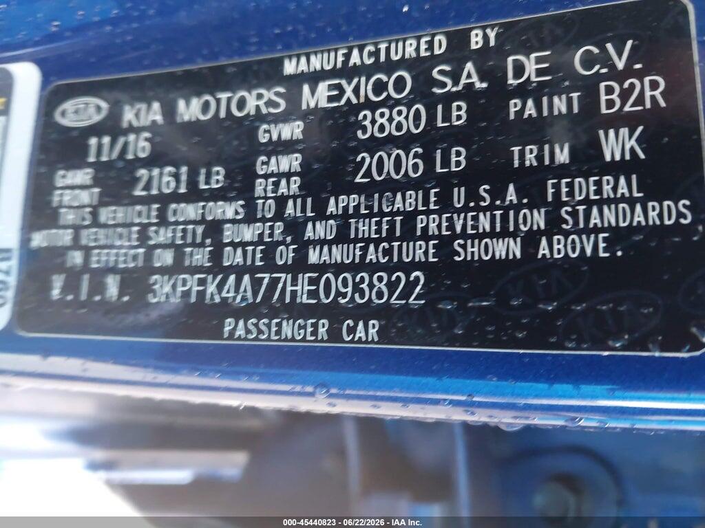 3KPFK4A77HE093822 2017 KIA FORTE photo no. 9
