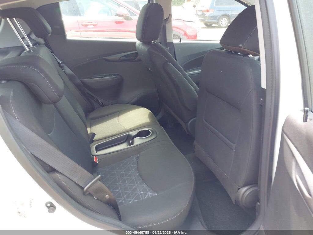 KL8CD6SA8LC459492 2020 CHEVROLET SPARK photo no. 8