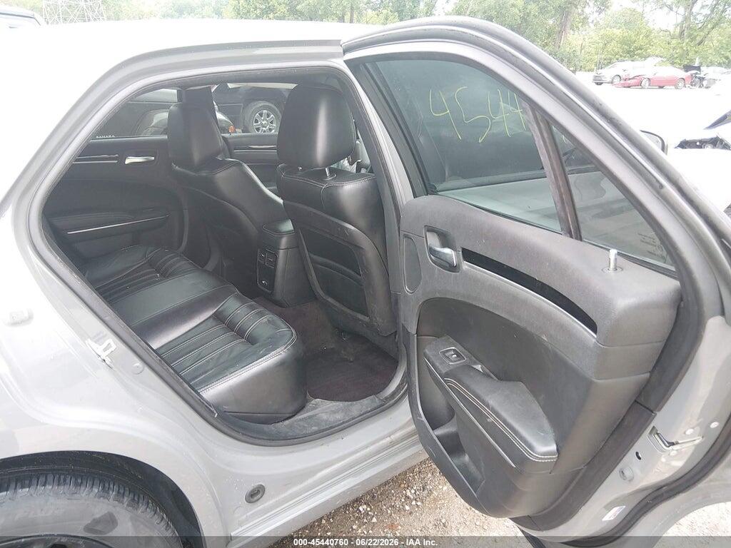 2C3CCAGG8HH612956 2017 CHRYSLER 300 photo no. 8