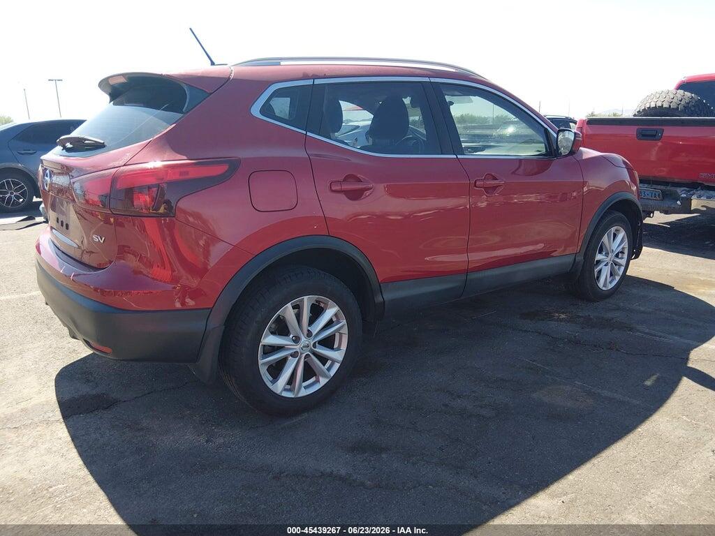 JN1BJ1CP7HW013666 2017 NISSAN ROGUE SPORT photo no. 4