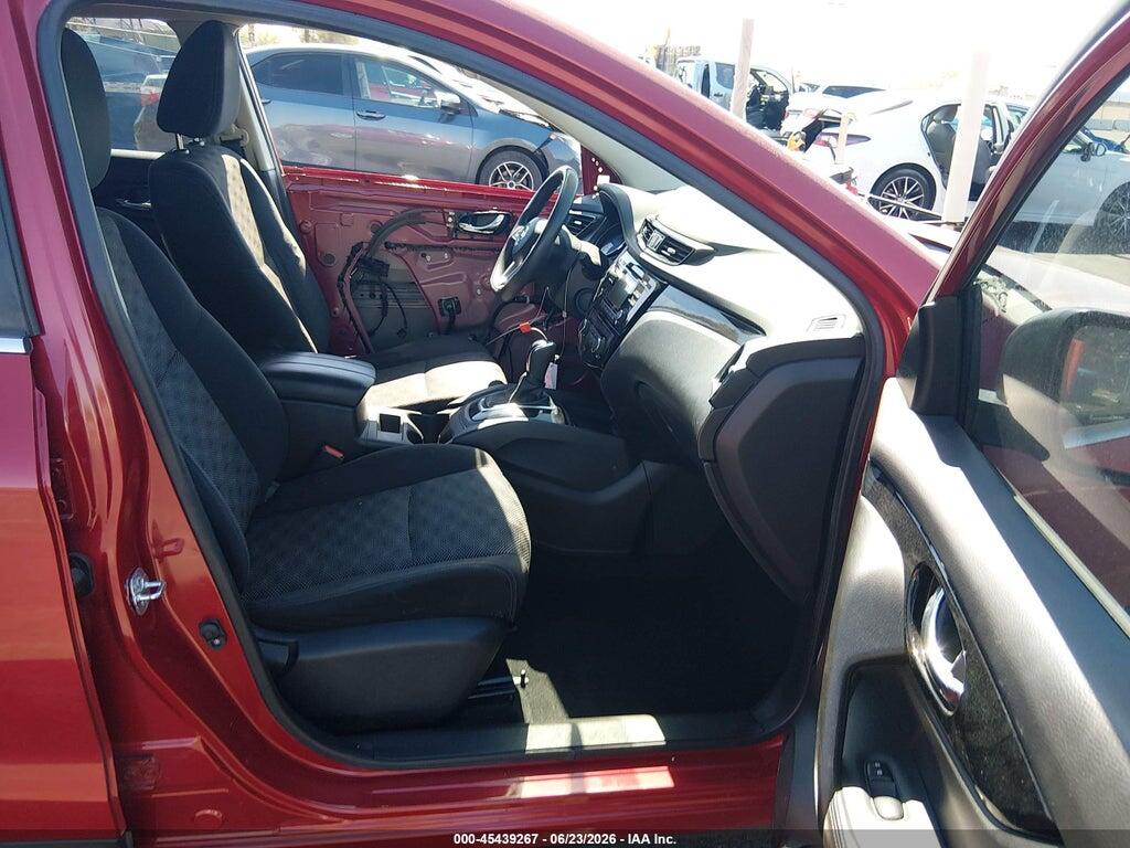 JN1BJ1CP7HW013666 2017 NISSAN ROGUE SPORT photo no. 5