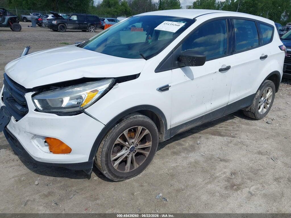 1FMCU0F73HUA50669 2017 FORD ESCAPE photo no. 2