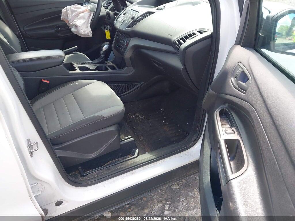1FMCU0F73HUA50669 2017 FORD ESCAPE photo no. 5