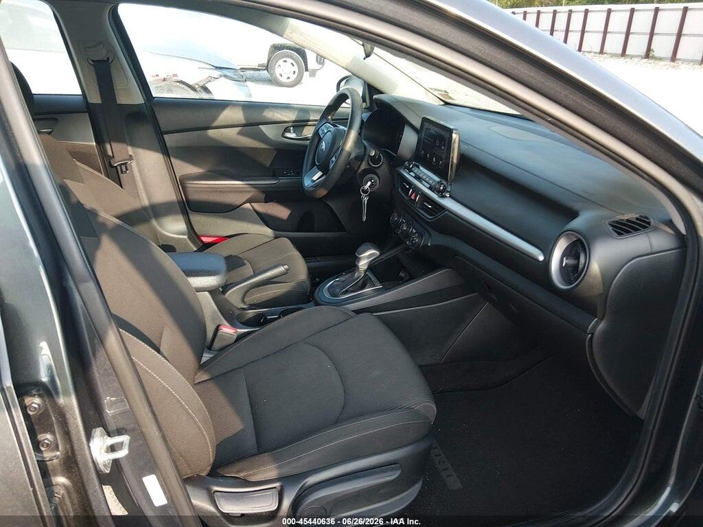 3KPF24AD3ME284962 2021 KIA FORTE photo no. 5