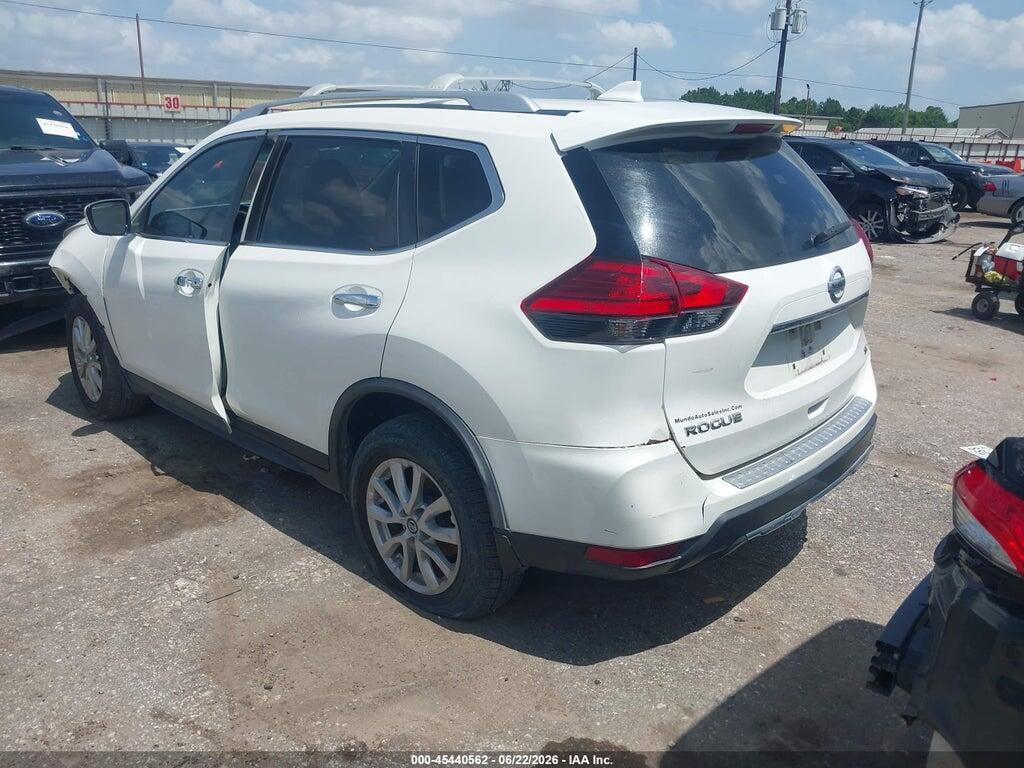 JN8AT2MT4HW135135 2017 NISSAN ROGUE photo no. 3
